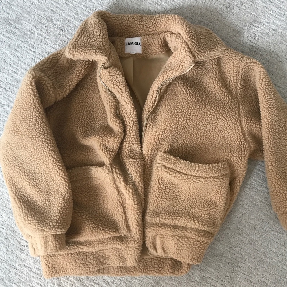 I. AM. GIA Teddy Coat